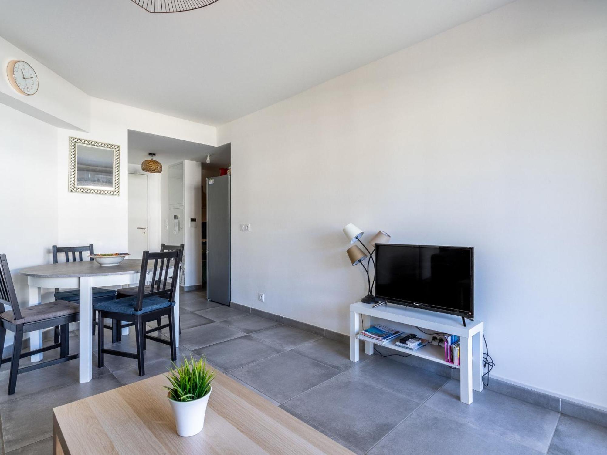 Apartment Le Jardin Du Loderi-2 By Interhome Bormes-les-Mimosas Exterior photo